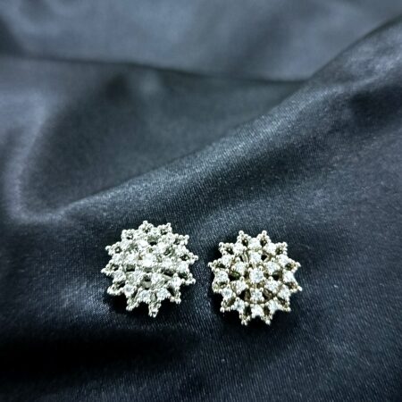 Premium Diamond Look Snowflake Stud Earrings – Classic & Elegant